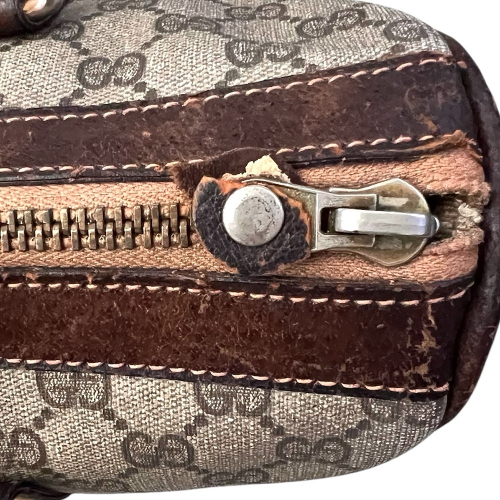 Gucci Beige GG Supreme Canvas Travel Duffle with Green-Red Stripe - Picture 8 of 13